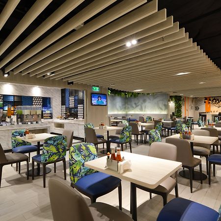 Holiday Inn Express Bangkok Sukhumvit 11 By Ihg Buitenkant foto
