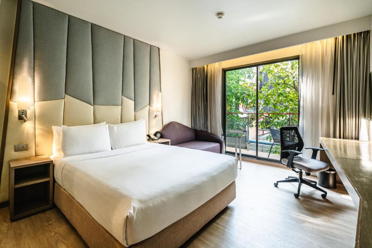 Holiday Inn Express Bangkok Sukhumvit 11 By Ihg Buitenkant foto